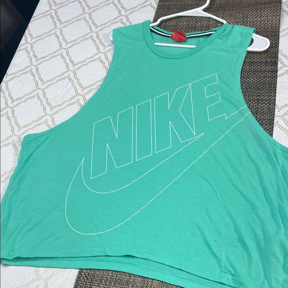 Nike Women's Teal Green Sleeveless Tank Top